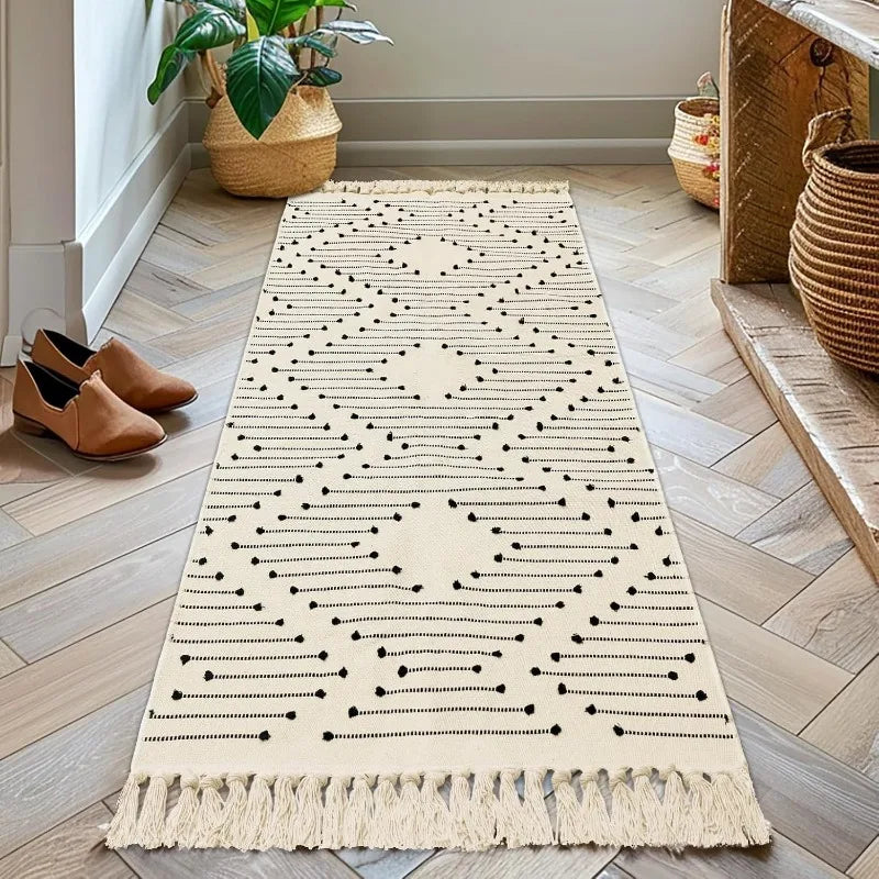 2'x6' Lightweight Woven Farmhouse Washable Runner Rug with Tassel for Hallway or Kitchen