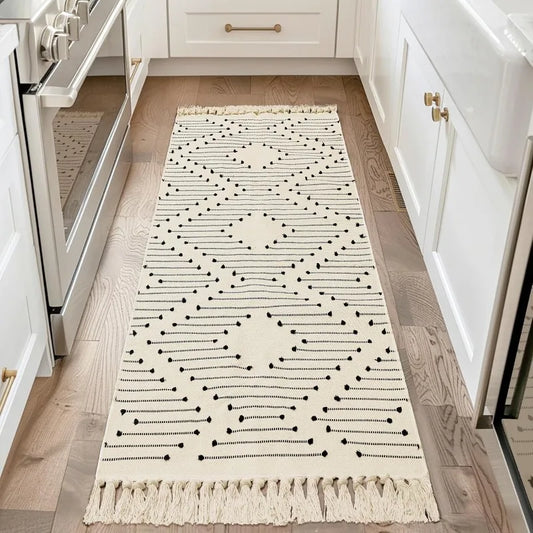 2'x6' Lightweight Woven Farmhouse Washable Runner Rug with Tassel for Hallway or Kitchen